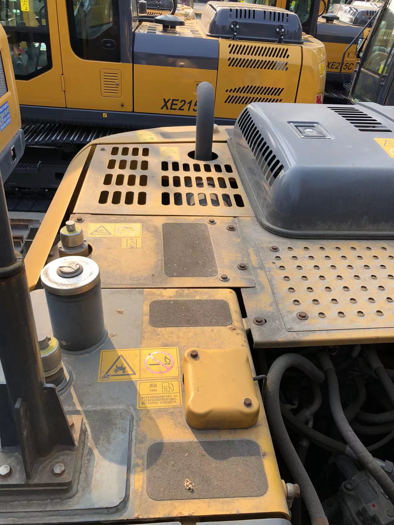 徐工XE150D履帶式挖掘機