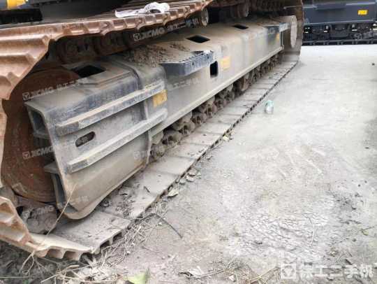 徐工XE225DK履带式挖掘机