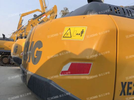 徐工XE225DK履带式挖掘机