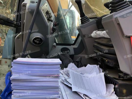 徐工XE225DK履带式挖掘机