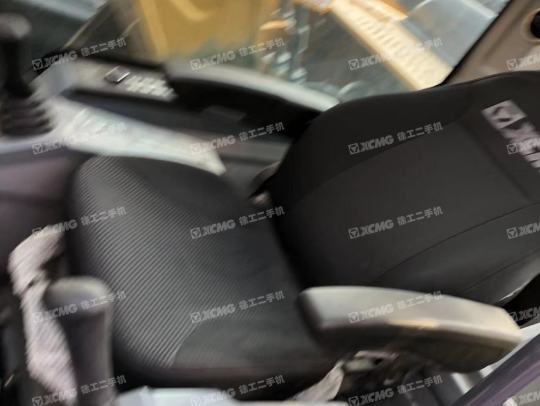 徐工XE225DK履带式挖掘机