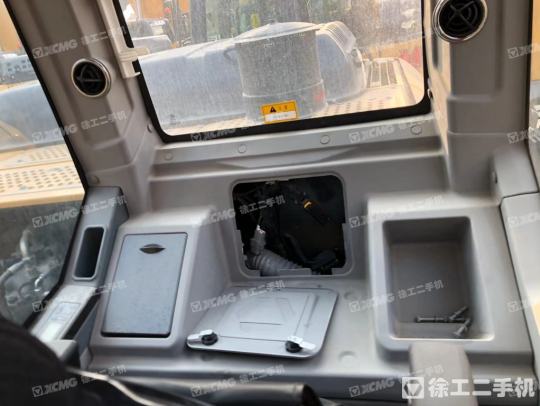 徐工XE225DK履带式挖掘机