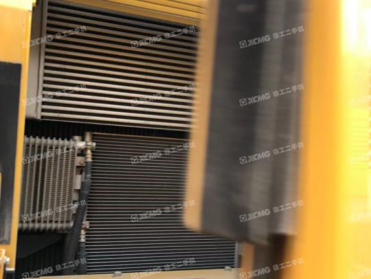 徐工XE225DK履带式挖掘机