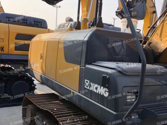 徐工XE225DK履带式挖掘机