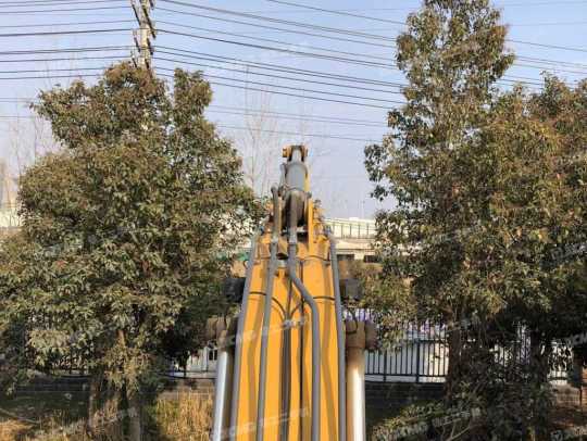 徐工XE225DK履带式挖掘机