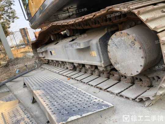 徐工XE225DK履带式挖掘机