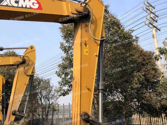 徐工XE225DK履带式挖掘机