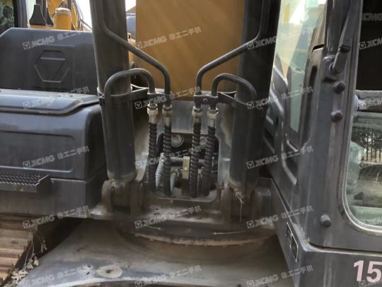 徐工XE225DK履带式挖掘机