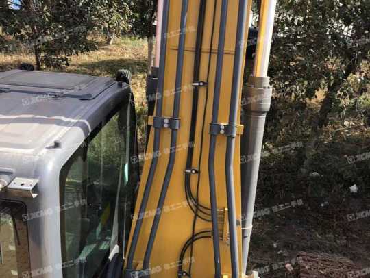 徐工XE370DK履带式挖掘机