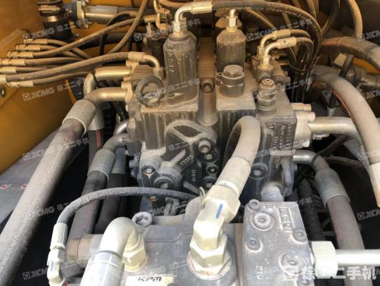 徐工XE380DK履带式挖掘机