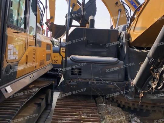 徐工XE380DK履带式挖掘机