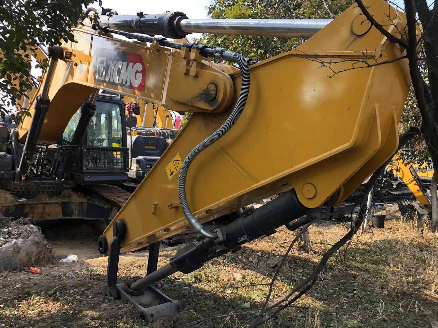 徐工XE380DK履帶式挖掘機(jī)