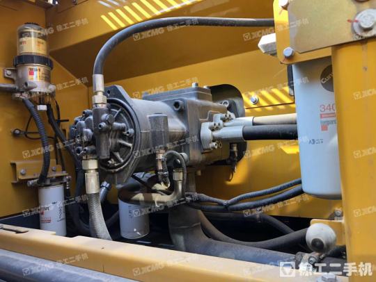 徐工XE380DK履带式挖掘机