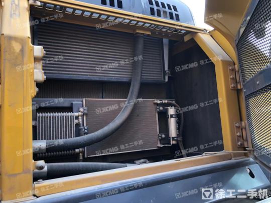 徐工XE400DK履带式挖掘机