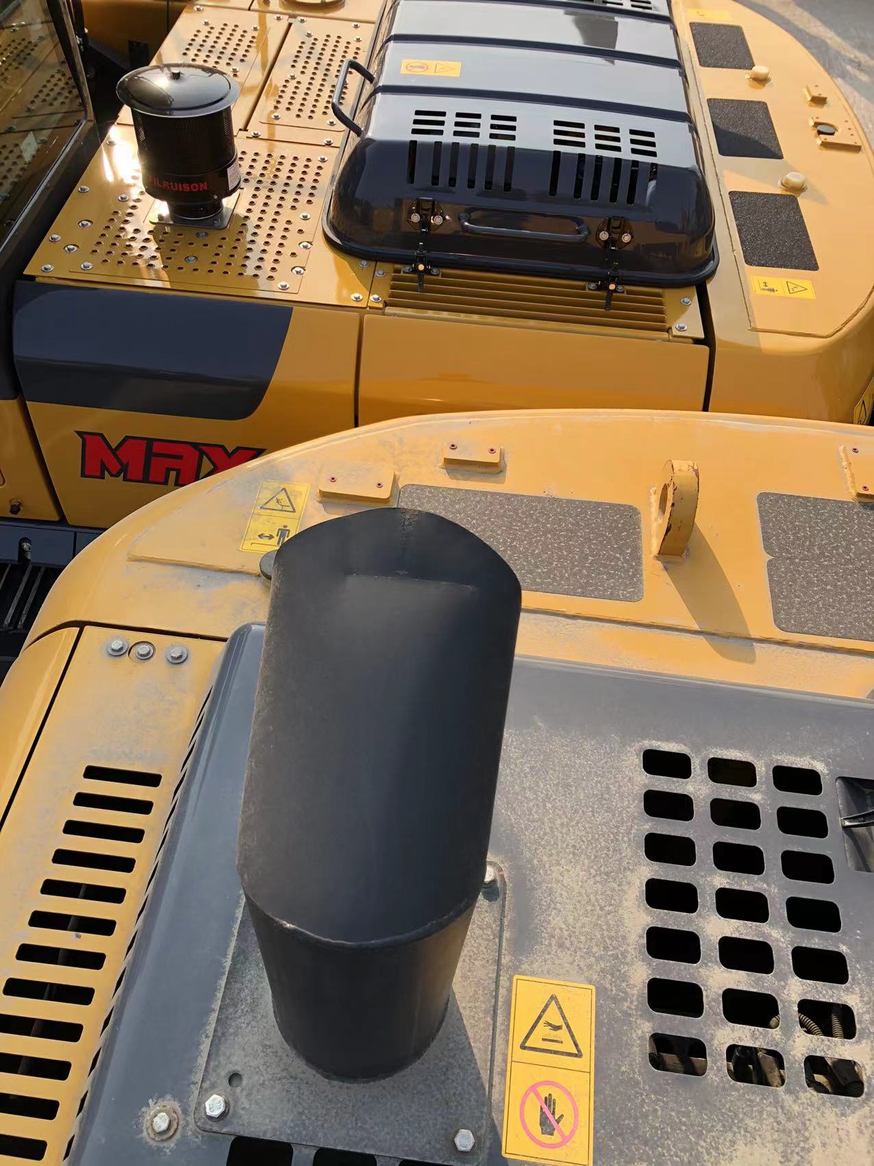 徐工XE400DK履帶式挖掘機