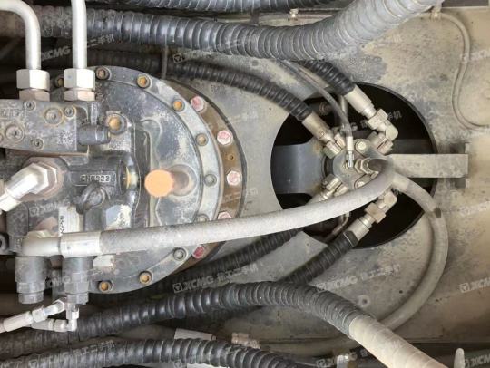 徐工XE400DK履带式挖掘机