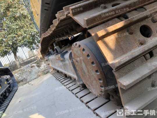 徐工XE400DK履带式挖掘机