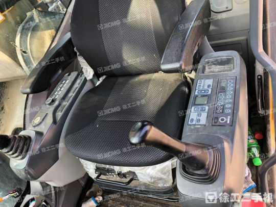 徐工XE550DK履带式挖掘机