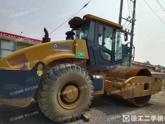 徐工XS263J单钢轮压路机