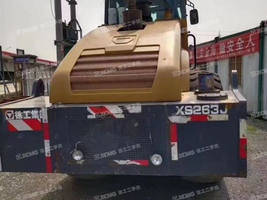 徐工XS263J单钢轮压路机