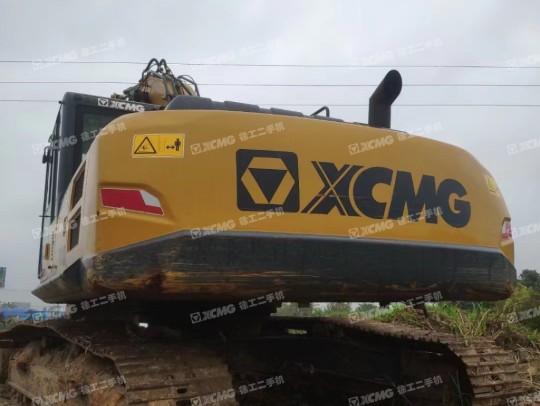 徐工XE270DK履带式挖掘机