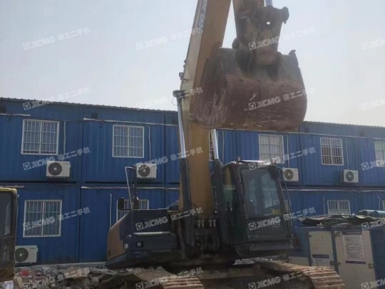 徐工XE335DK履带式挖掘机