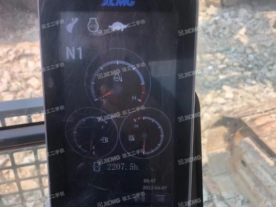 徐工XE335DK履带式挖掘机