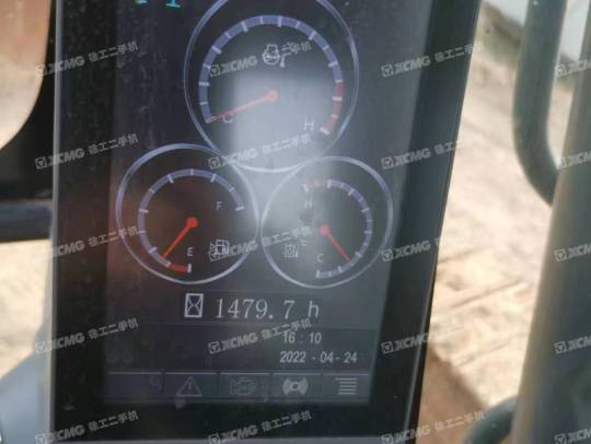 徐工XE215DA履带式挖掘机