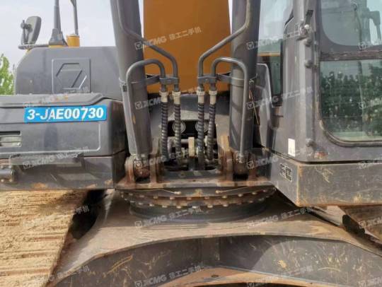 徐工XE215DA履带式挖掘机