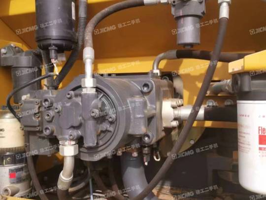 徐工XE215DA履带式挖掘机