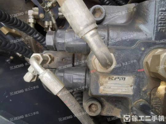 徐工XE215DA履带式挖掘机