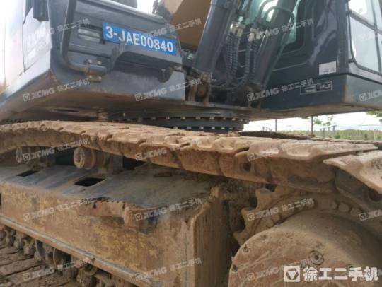 徐工XE215DA履带式挖掘机