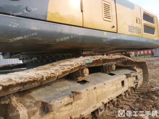 徐工XE215DA履带式挖掘机