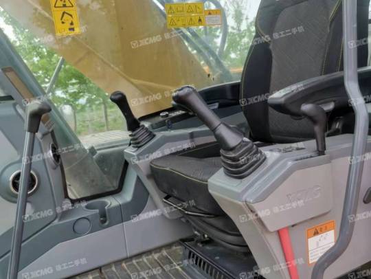 徐工XE215DA履带式挖掘机