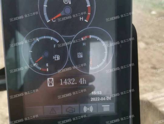 徐工XE215DA履带式挖掘机