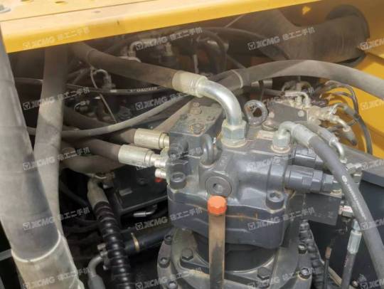 徐工XE215DA履带式挖掘机