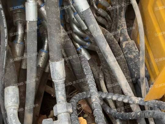 徐工XE75DA履带式挖掘机