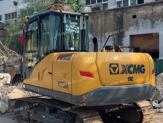 徐工XE75DA履带式挖掘机