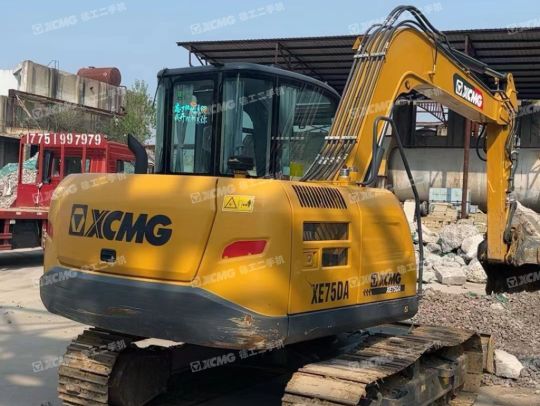 徐工XE75DA履带式挖掘机