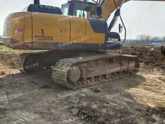 徐工XE200DA履带式挖掘机