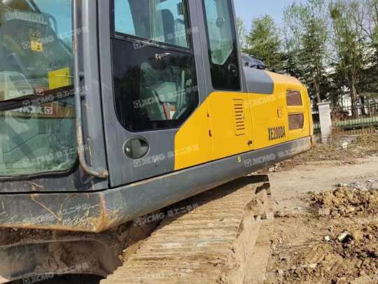 徐工XE200DA履带式挖掘机