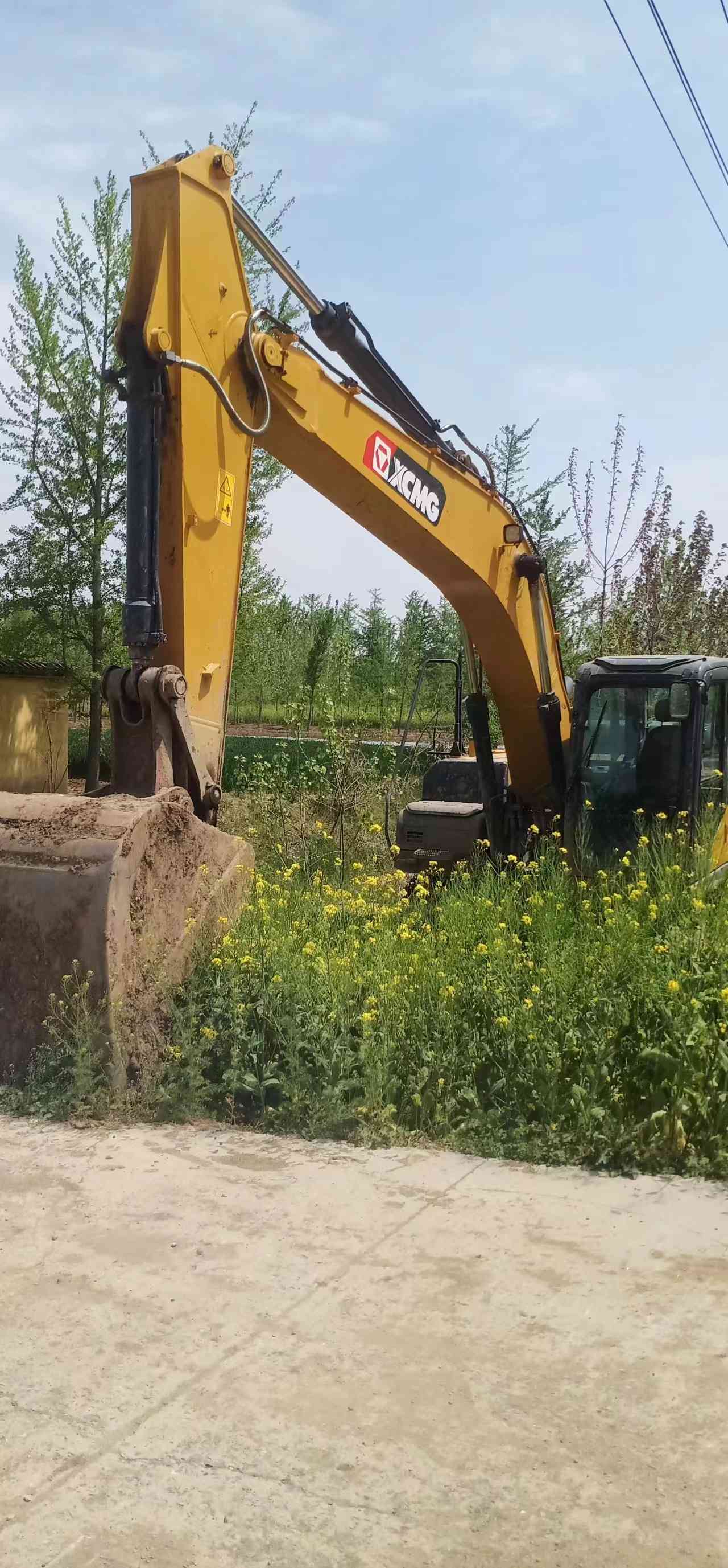 徐工XE200DA履帶式挖掘機
