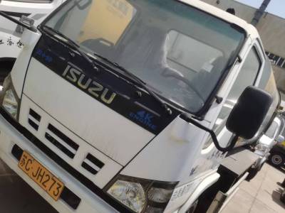 徐工XZJ5070TCAQ5餐厨垃圾车