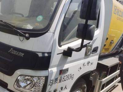 徐工XZJ5080TCAB5餐厨垃圾车