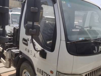 徐工XZJ5070XZXH5车厢可卸式垃圾车