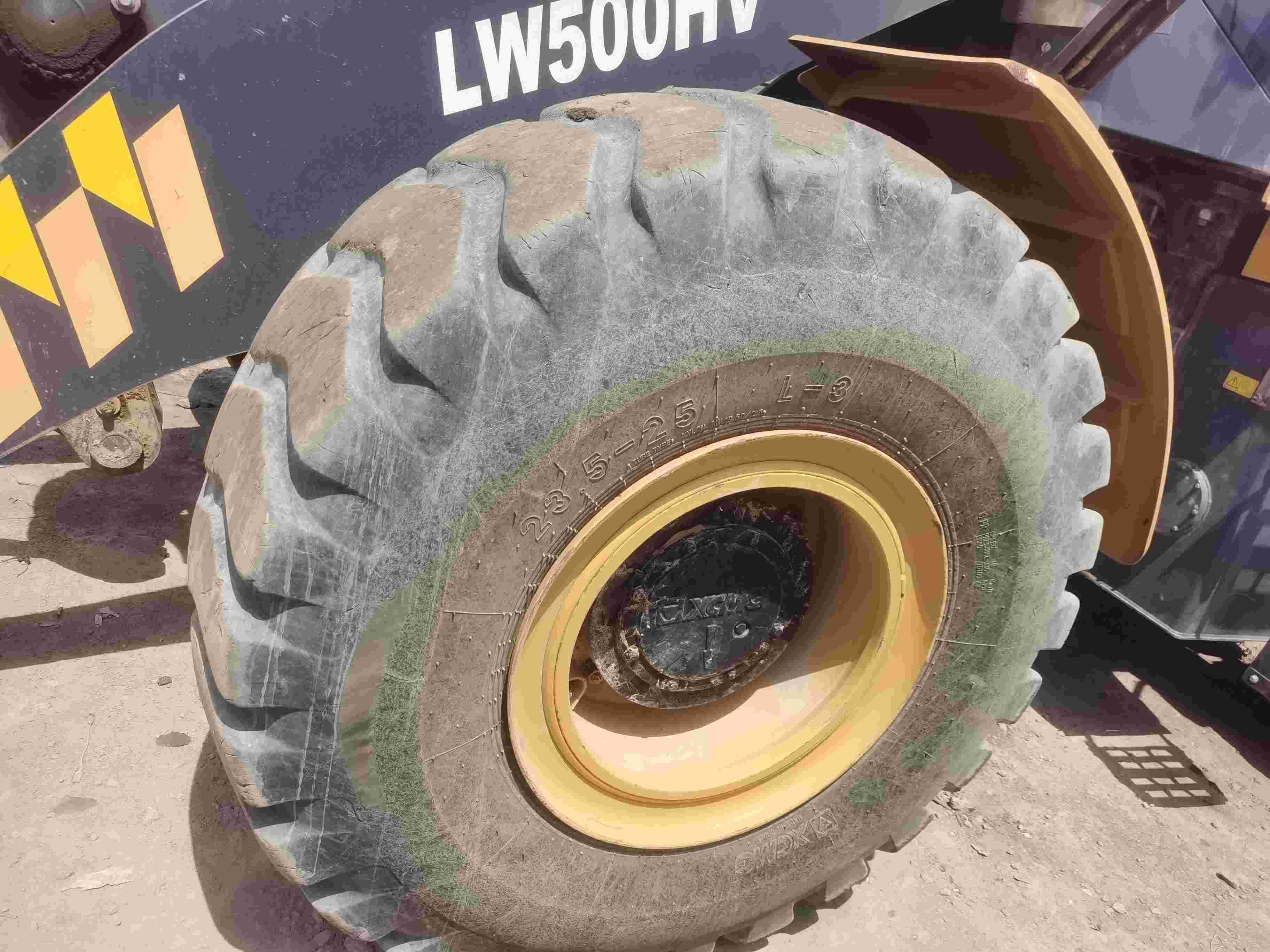 徐工LW500HV轮式装载机