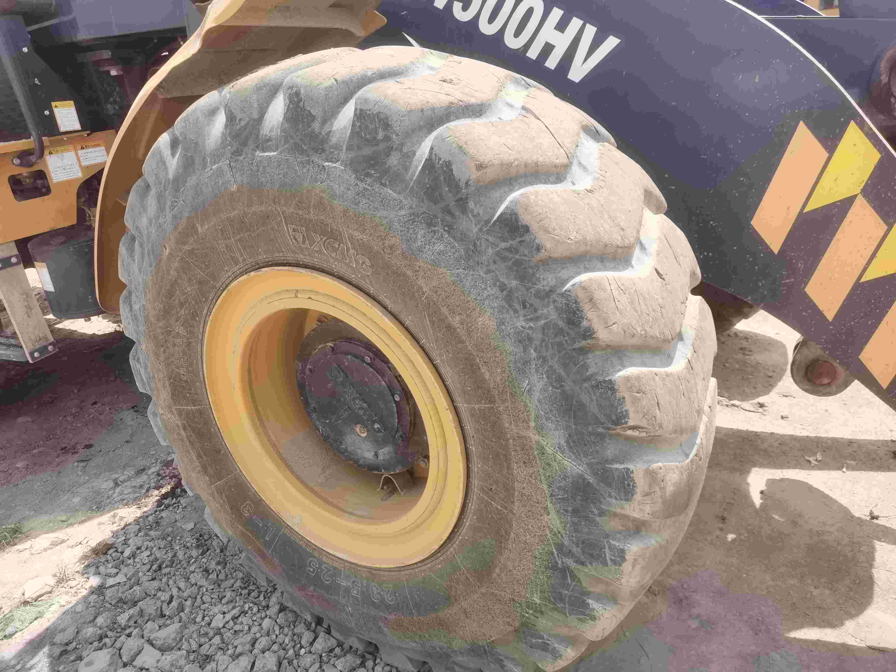 徐工LW500HV轮式装载机