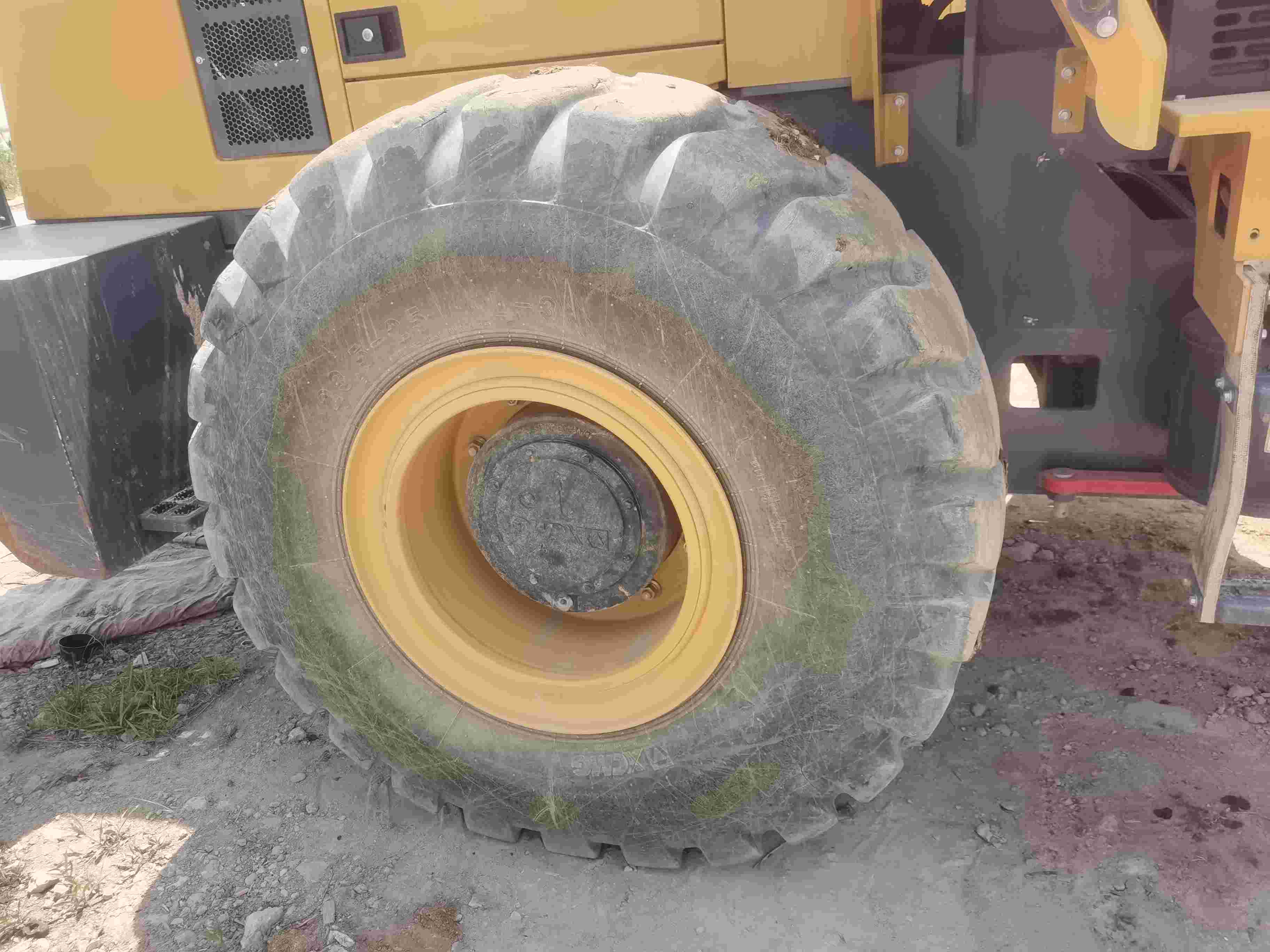 徐工LW500HV轮式装载机