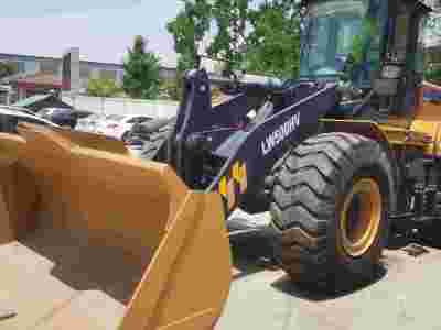 徐工LW500HV轮式装载机