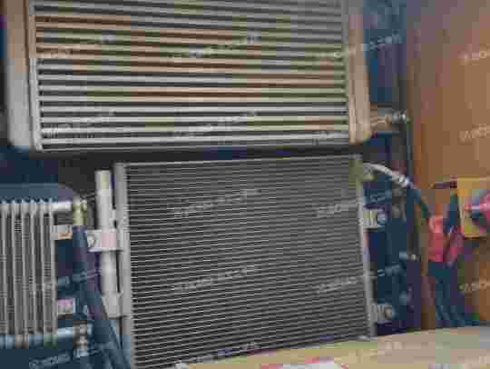 徐工XE215D履帶式挖掘機